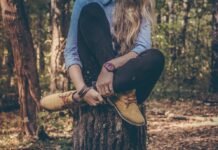 Super Surreal Nail Art: The Sky is the Limit